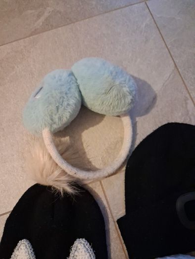 Childrens hats/hats winter