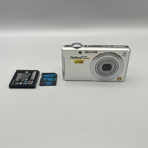 Panasonic Lumix DMC-FS16 14MP Digital Camera Silver