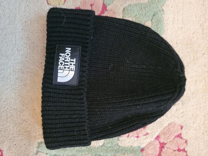 hat the North face