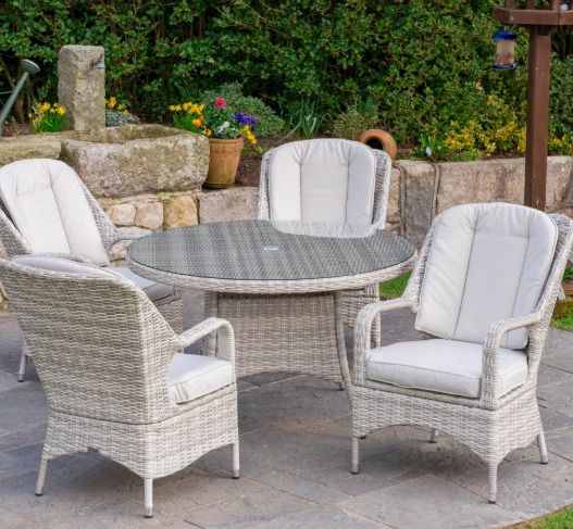 Rathwood 6 Seater Set with 135cm Round Table - Garden Chairs & Table
