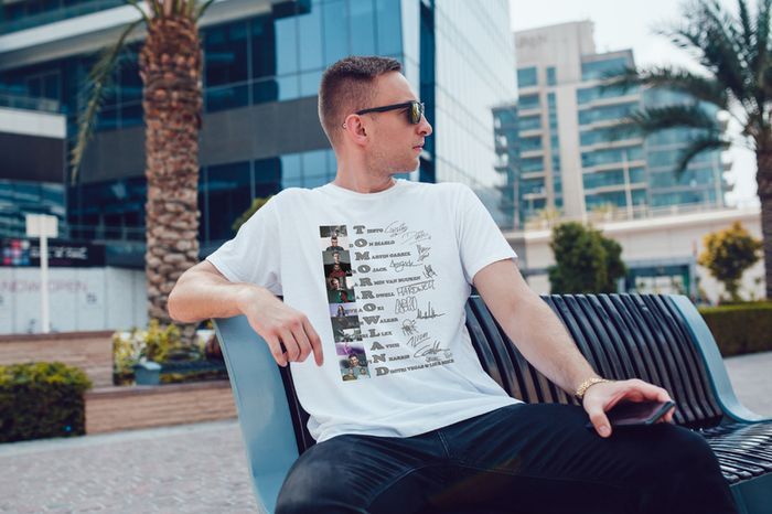 Tomorrowland t-shirt with dj signatures autographs