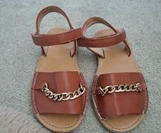 Girls gold Chain Brown Sandals eu28