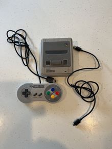 SNES MINI Console Super Nintendo + 1 controller + 21 preloaded games