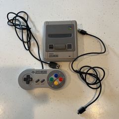 SNES MINI Console Super Nintendo + 1 controller + 21 preloaded games