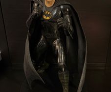 McFarlane Toys Batman Statue (Unmasked Edition)