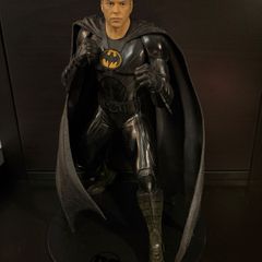 McFarlane Toys Batman Statue (Unmasked Edition)