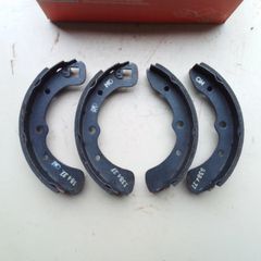 Daihatsu Charade Brake Shoes.