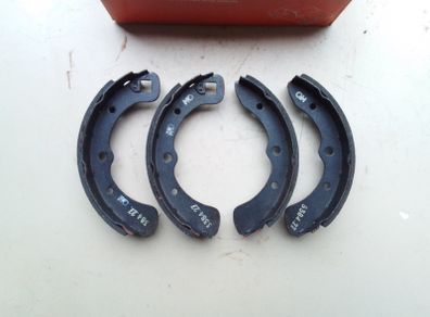 Daihatsu Charade Brake Shoes.