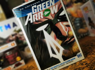Green Arrow: The Death and Life of Oliver Queen ! Volume 1 ! Trade Paperback ! TPB ! 2017 ! by DC Comics !