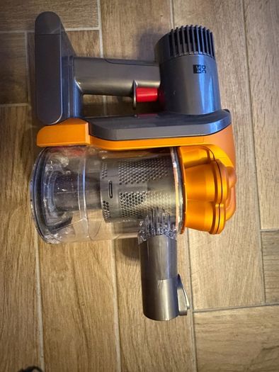Dyson D34 in Great Condition (Rarely Used)