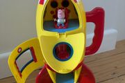 George pig astronaut figurine and rocket