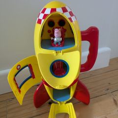 George pig astronaut figurine and rocket