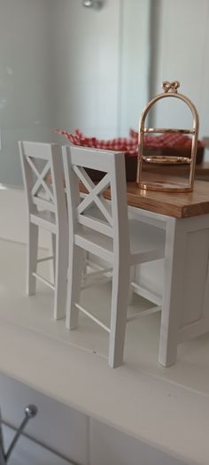 Dolls House Furniture.