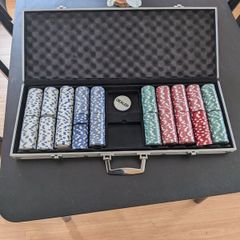 500-chip poker set in aluminium case