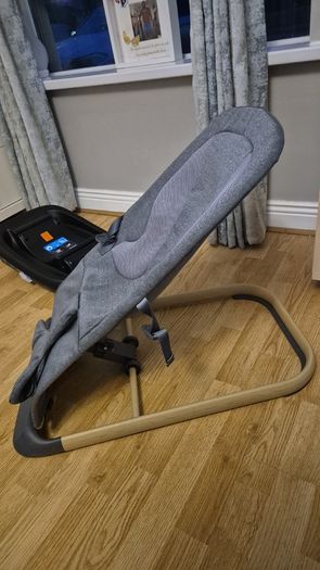 Baby elegance bouncer