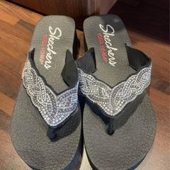 Skecher shoes