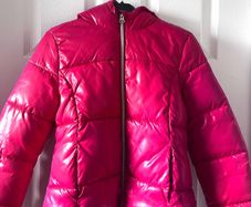 coat for girls . Pink Benneton coat