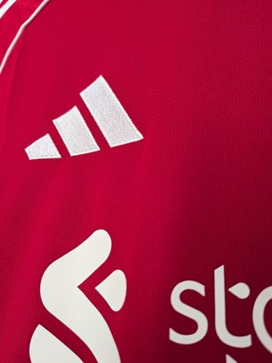 Rio Ngumoha Liverpool FC signed genuine Jersey 25/26