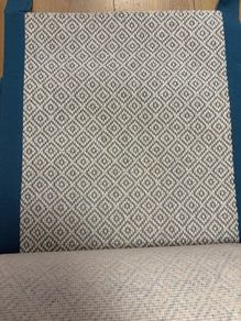 Stair runner with border