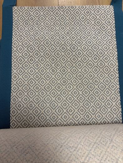 Stair runner with border
