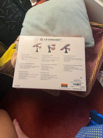 le creuset lever corkscrew