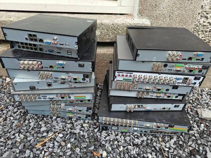 23x Dvrs Cctv