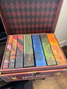 Harry Potter: Housed in a Collectible Trunk-like Box With Sturdy Handles, Lockable Lid