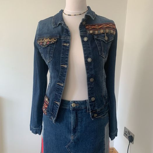 Denim embellished jacket. Size S
