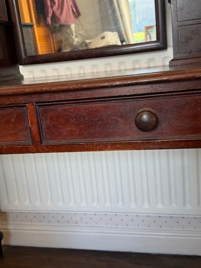 antique dressing table