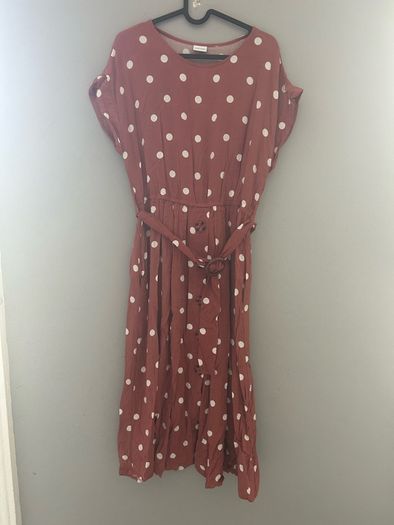 women dress - UK 10-12