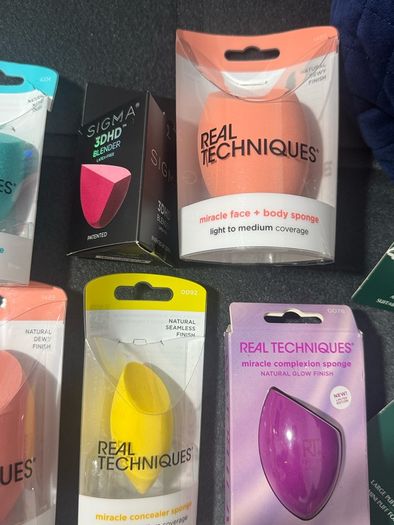 Different brand brand new makeup sponges