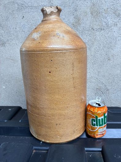 Stoneware flagon