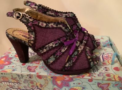 New Irregular Choice