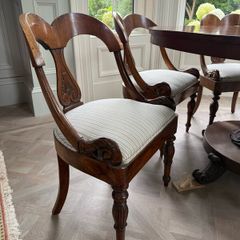 William IV style flame mahogany table & chairs