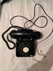 vintage collectable black telephone