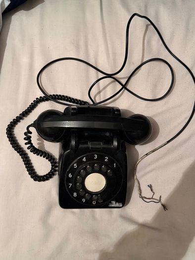 vintage collectable black telephone