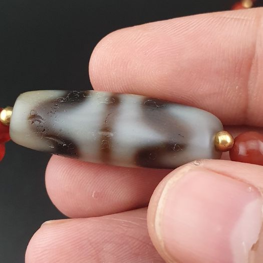 Antique Zigzag Tibetan Agate Pendant With Carnelian Beads Necklace