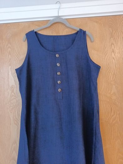 Navy  Sleevless Dress/Long Top.  S.XL- 14. New  - No Tag.