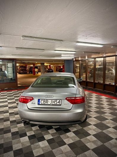Audi a5 S-line 2.0 Tfsi. 2009