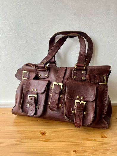 Jesire leather hand bag