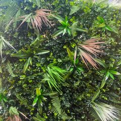 Artificial flower wall