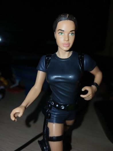 Playmates Lara Croft Tomb Raider 6" Figure 2001