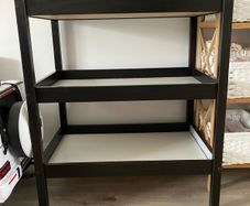 free baby changing table