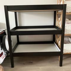 free baby changing table