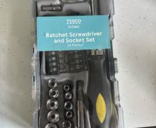 34 Piece Ratchet Screwdriver & Socket Set - Tesco - Good