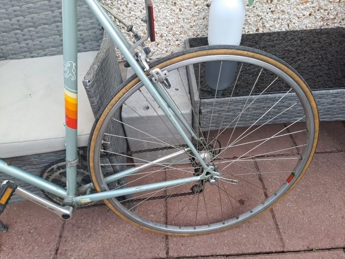 Vintage Puegeot 501 12 speed Racing Bike.