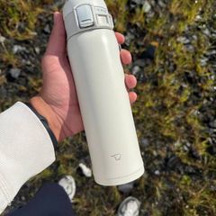 Zojirushi Mug SM-SF White from 360 ml (12.15 oz) up to 600 ml (20.30 oz)