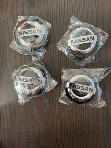 Set of 4 hub covers, for Nissan 60 mm wheel hubs