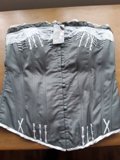 ladies clothes
