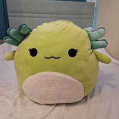 SQUISHMALLOWS Mipsy the Green Axolotl 50cm